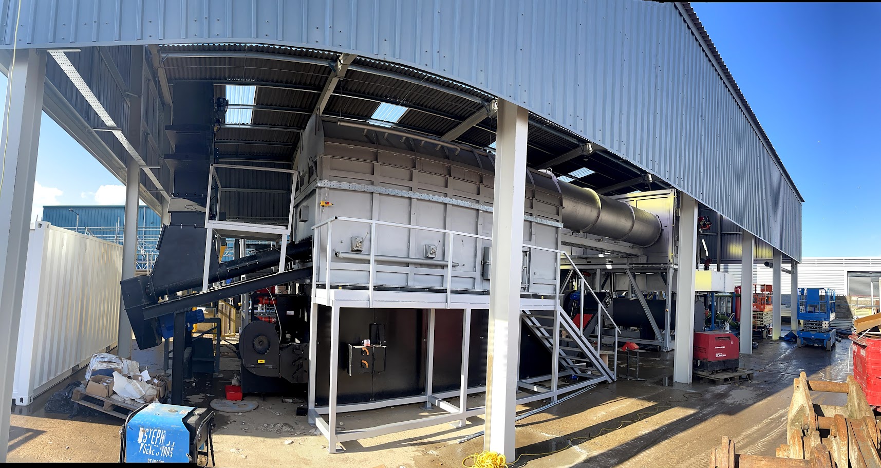 Inside the Oakwood yard